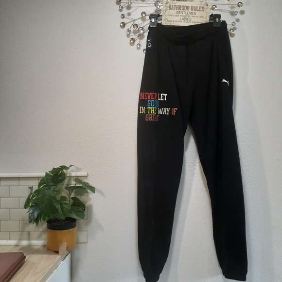 Puma Graphic Joggers - Picture 1 of 1